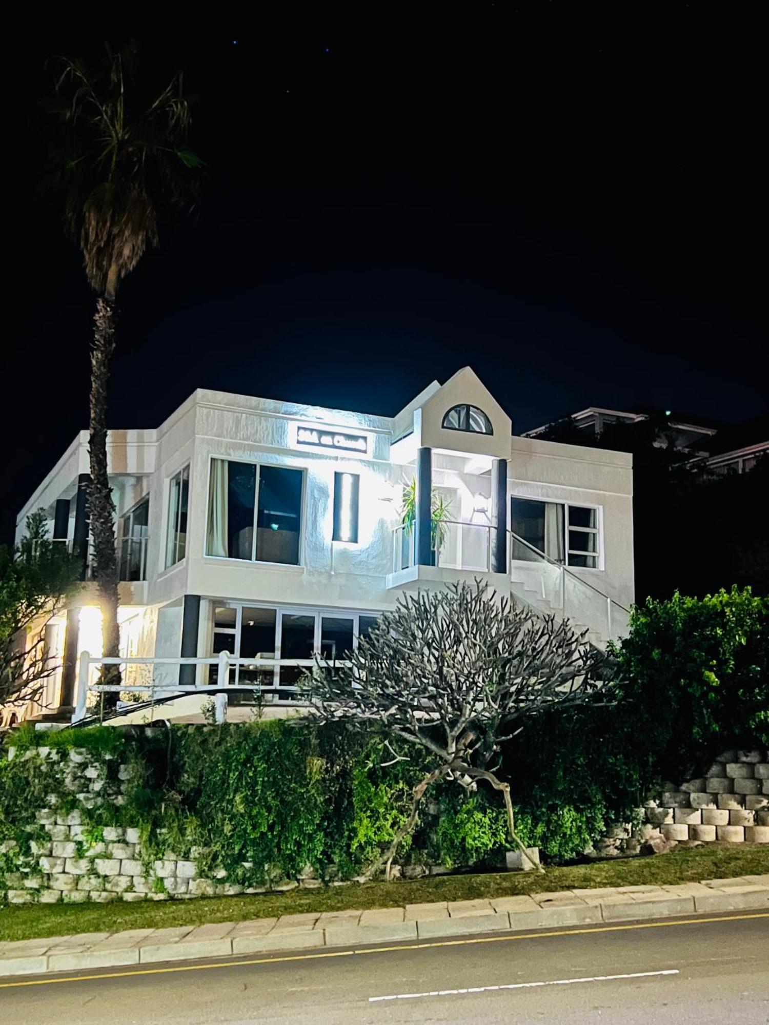 Sunny Bali Cottage Mossel Bay Exteriör bild